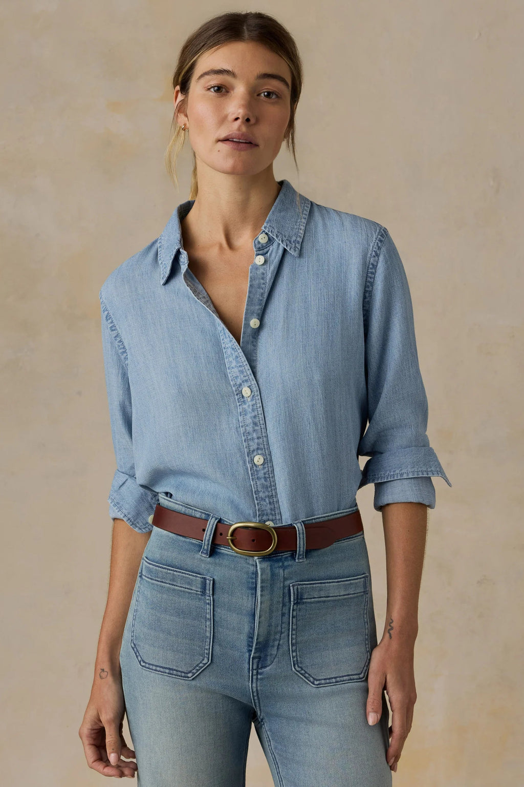 Faherty Tried & True Chambray Shirt — Mid Wash