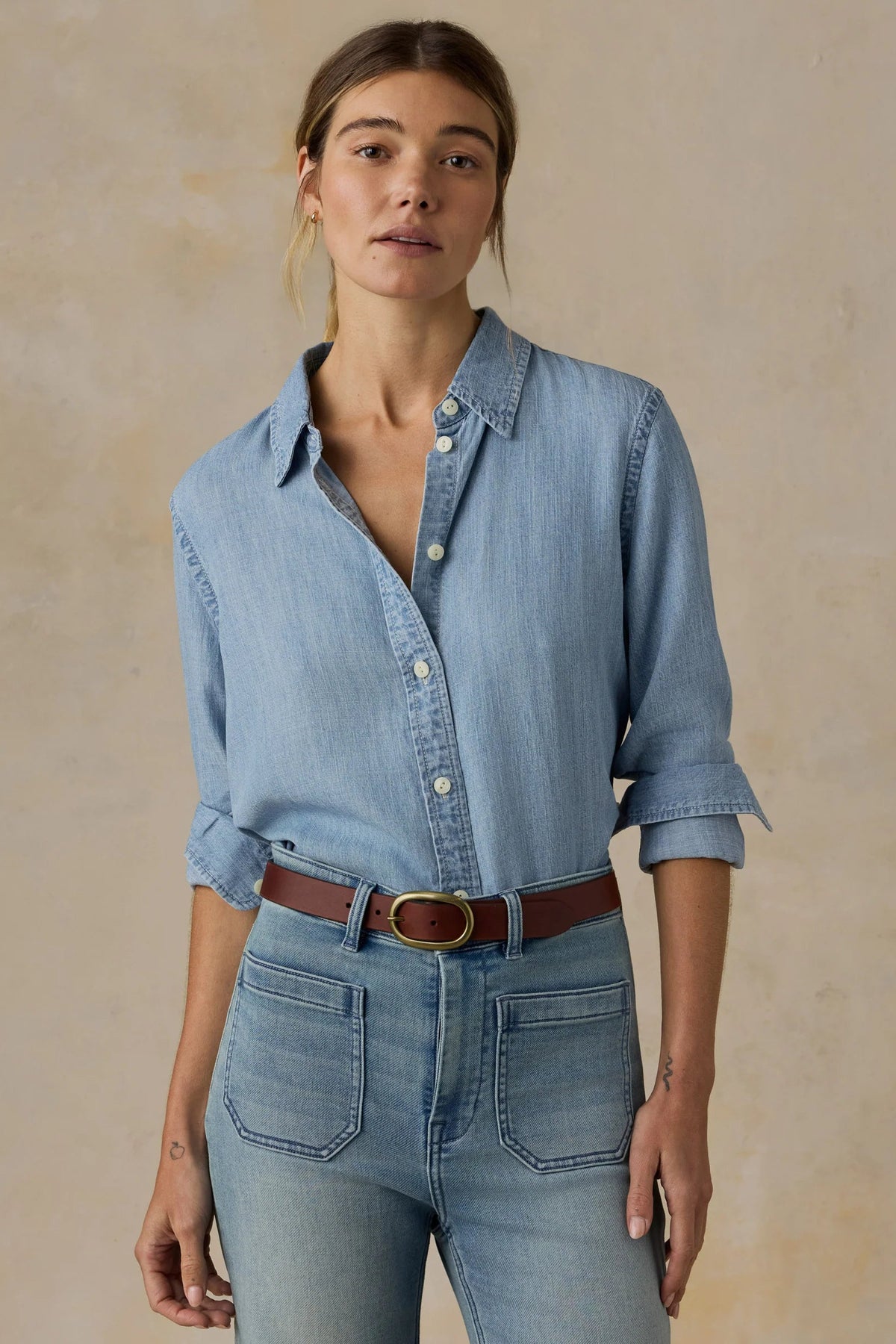 Faherty Tried & True Chambray Shirt — Mid Wash